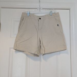 The North Face Women's Beige Flat Front Shorts